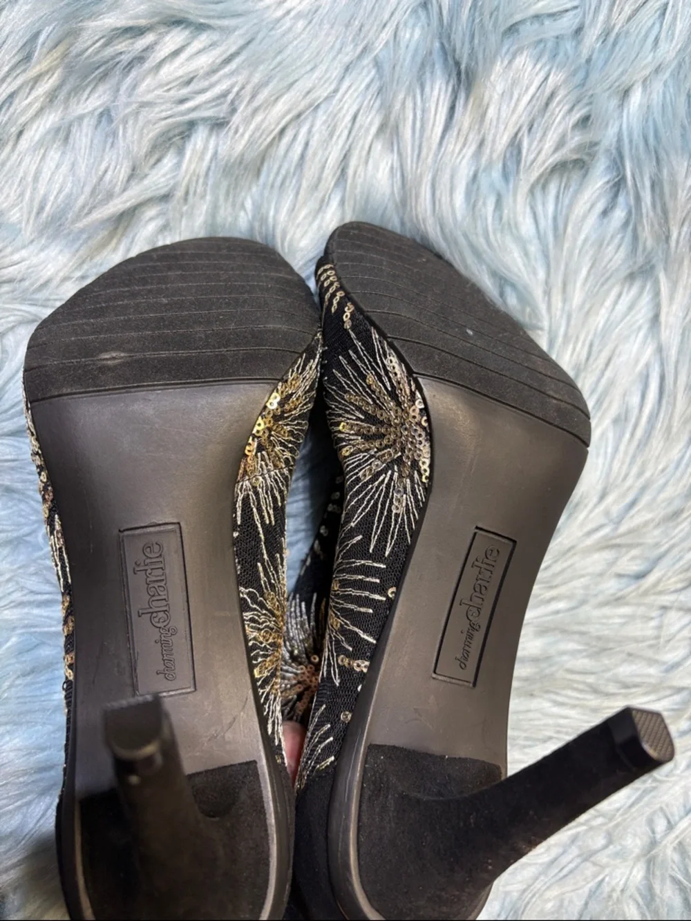 Charming Charlie Jazzy Sequin Gold Black Bootie Heels sz 9